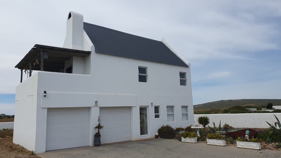 3 Bedroom Property for Sale in Lampiesbaai Western Cape